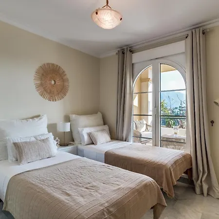 Sea View With Great Location Apartment *