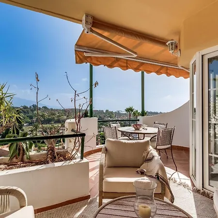 Apartment Sea View With Great Location